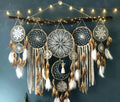 Διακόσμηση τοίχου με dreamcatcher από φτερά (5 τεμάχια)