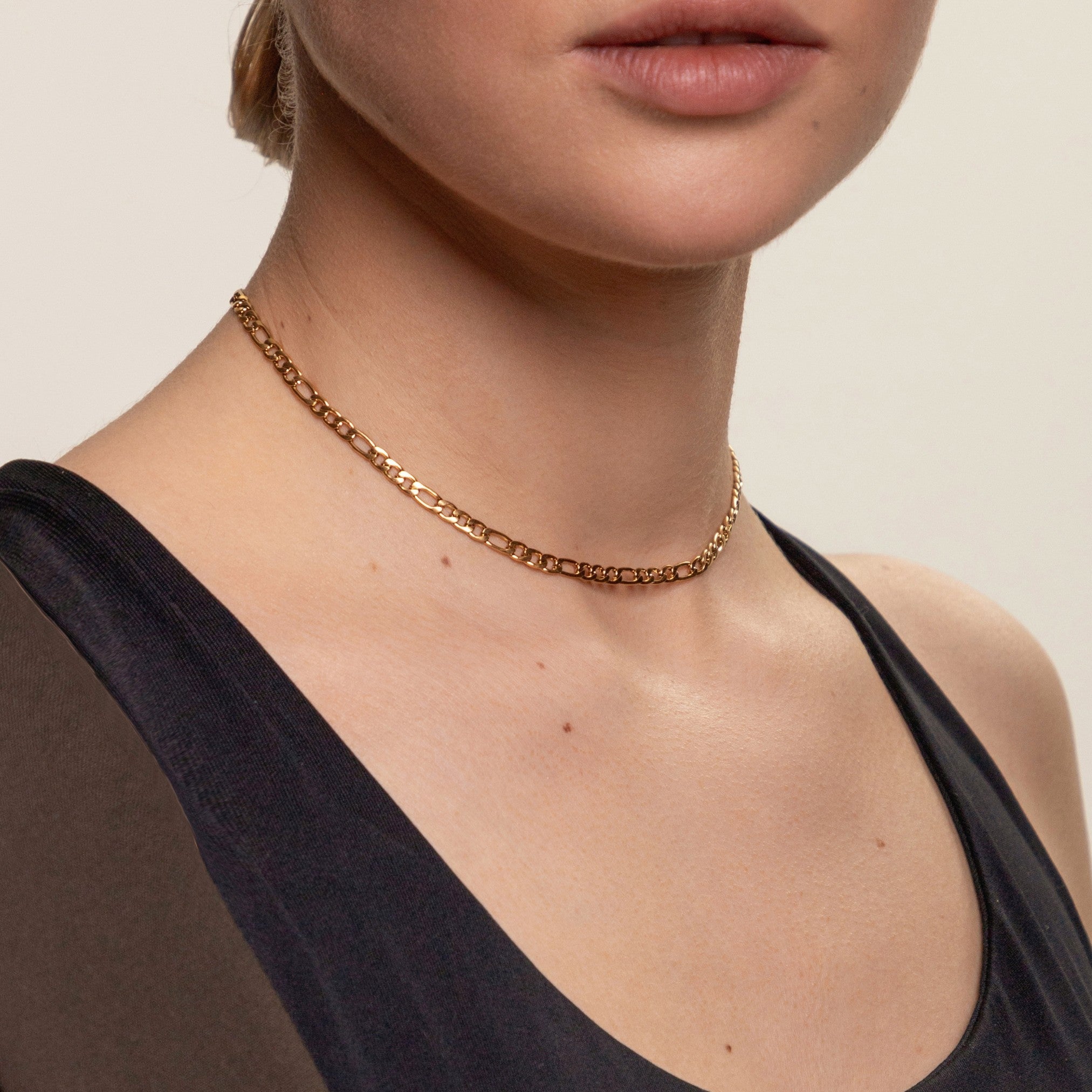 Collana Choker Minimalista Elegante – Lola