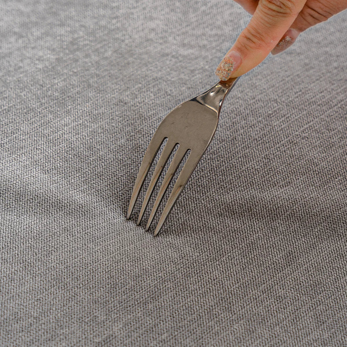 Coperture per Divani Anti-Graffi Eleganti e Sostenibili - Bobby