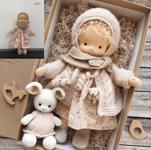 Bambola Cuddle Waldorf Invernale Fatta a Mano – Poppi