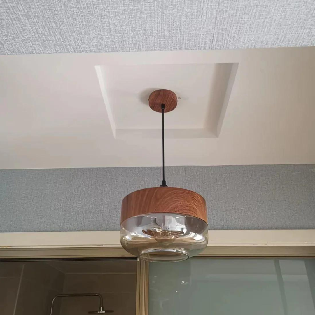 Lampada da soffitto scandinava elegante in legno - NordLuna