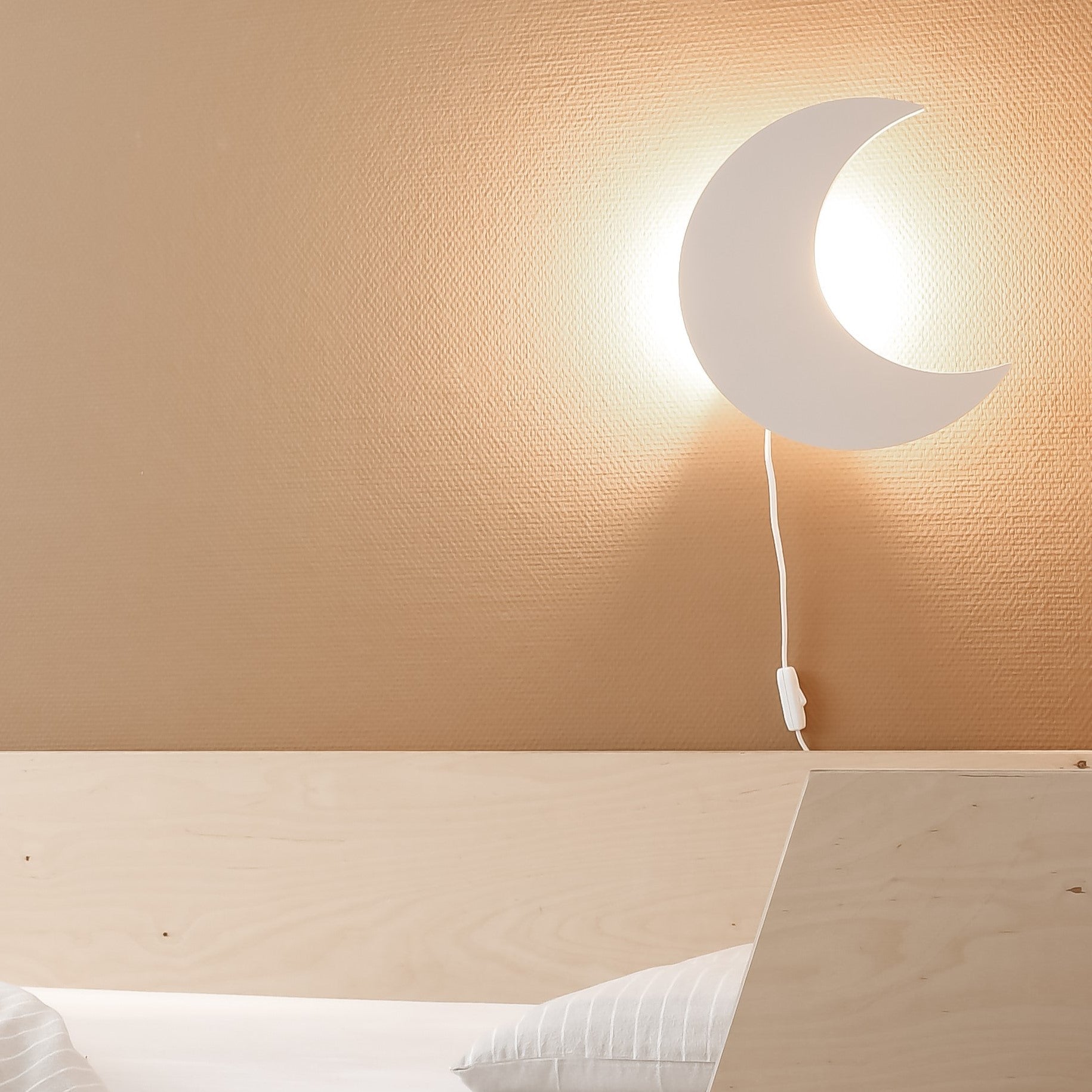 Lampada da Parete in Legno per Camera dei Bambini - Forma di Luna