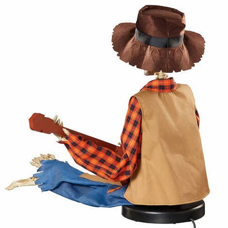 Duo di Scheletri Animati Hauntique | Decorazione di Halloween attivata dal suono con musica e luci