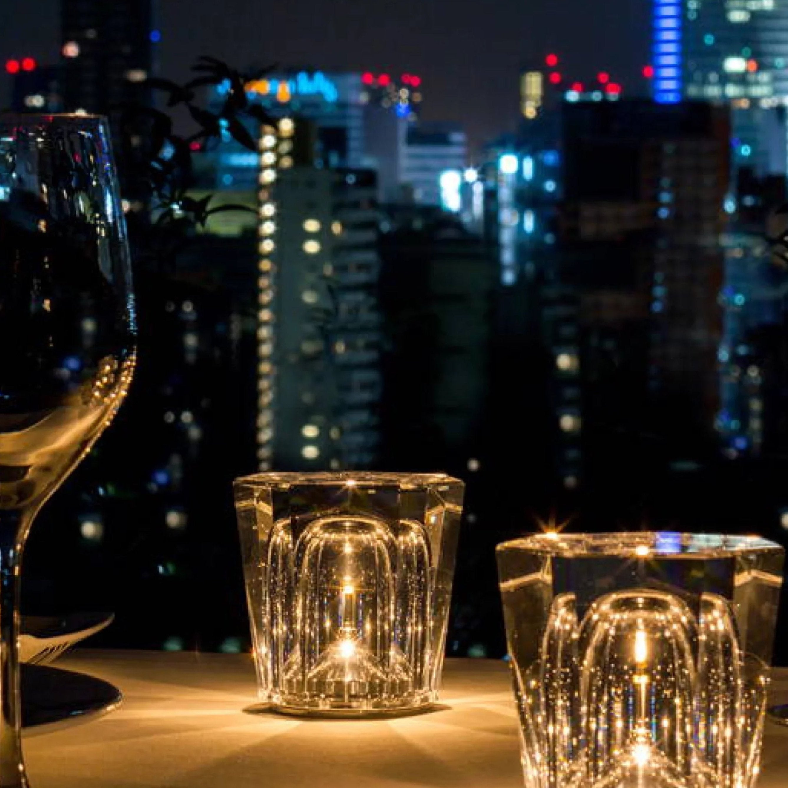 Lampada da Tavolo Ricaricabile in Cristallo e Diamante di Lusso – Lumière Diamant