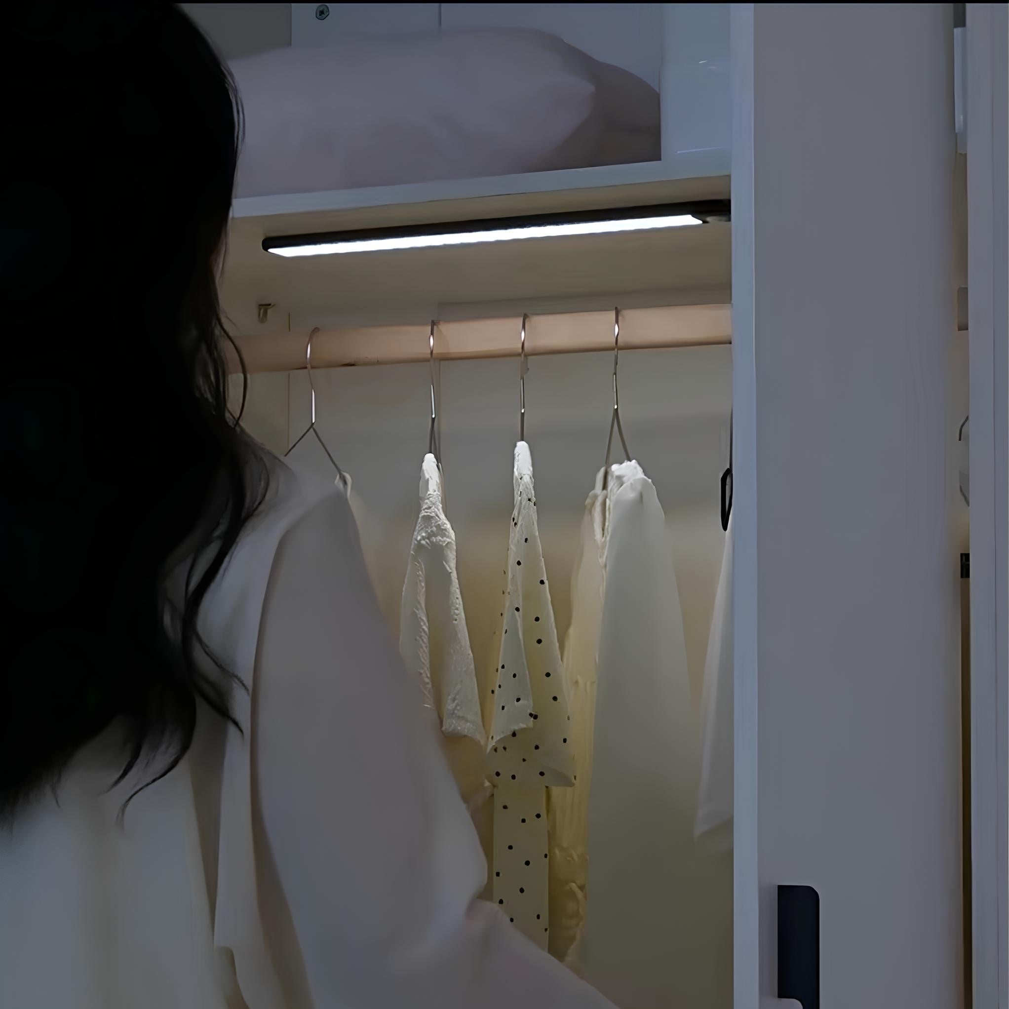 Lampada Wireless con Sensore di Movimento - GlowMotion