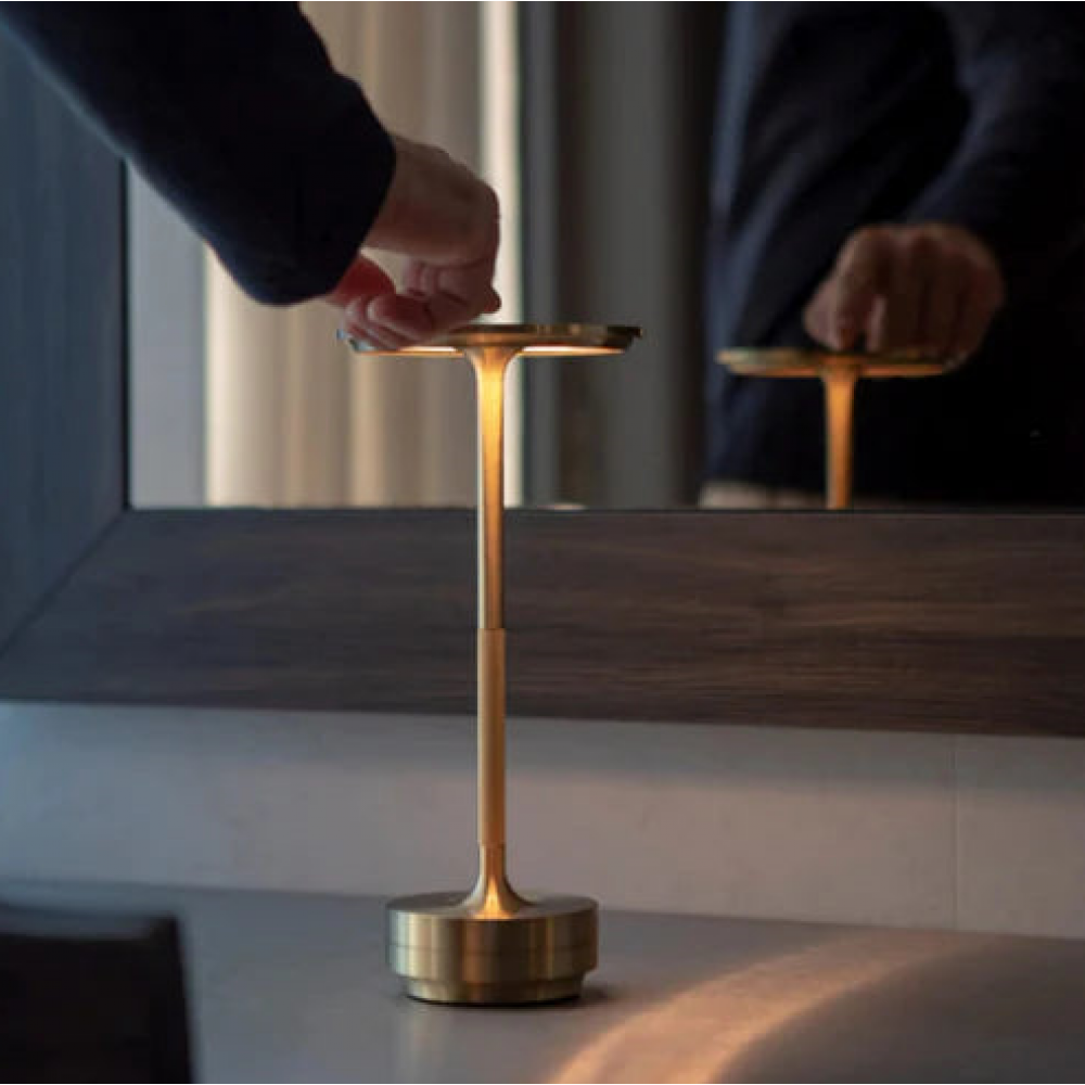 ClarityGlow Edizione di Lusso | Lampada da Tavolo LED Senza Fili