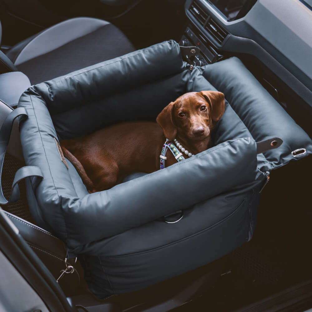Seggiolino Auto per Cani di Lusso | Viaggiare Confortevole e Sicuro
