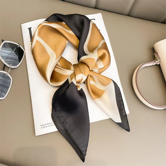 Foulard in Seta Faiha | Lusso & Eleganza | Motivo a Righe