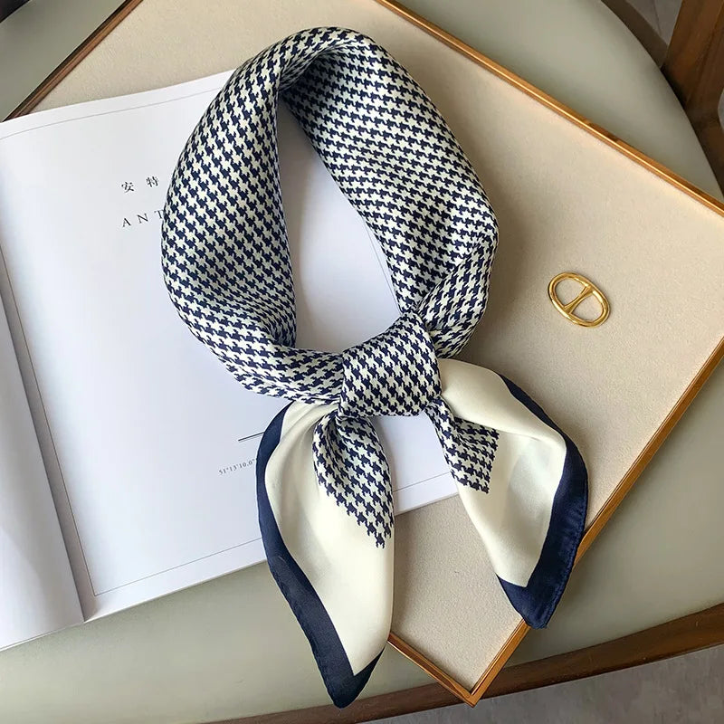 Foulard in Seta Faiha | Lusso & Eleganza | Motivo a Righe
