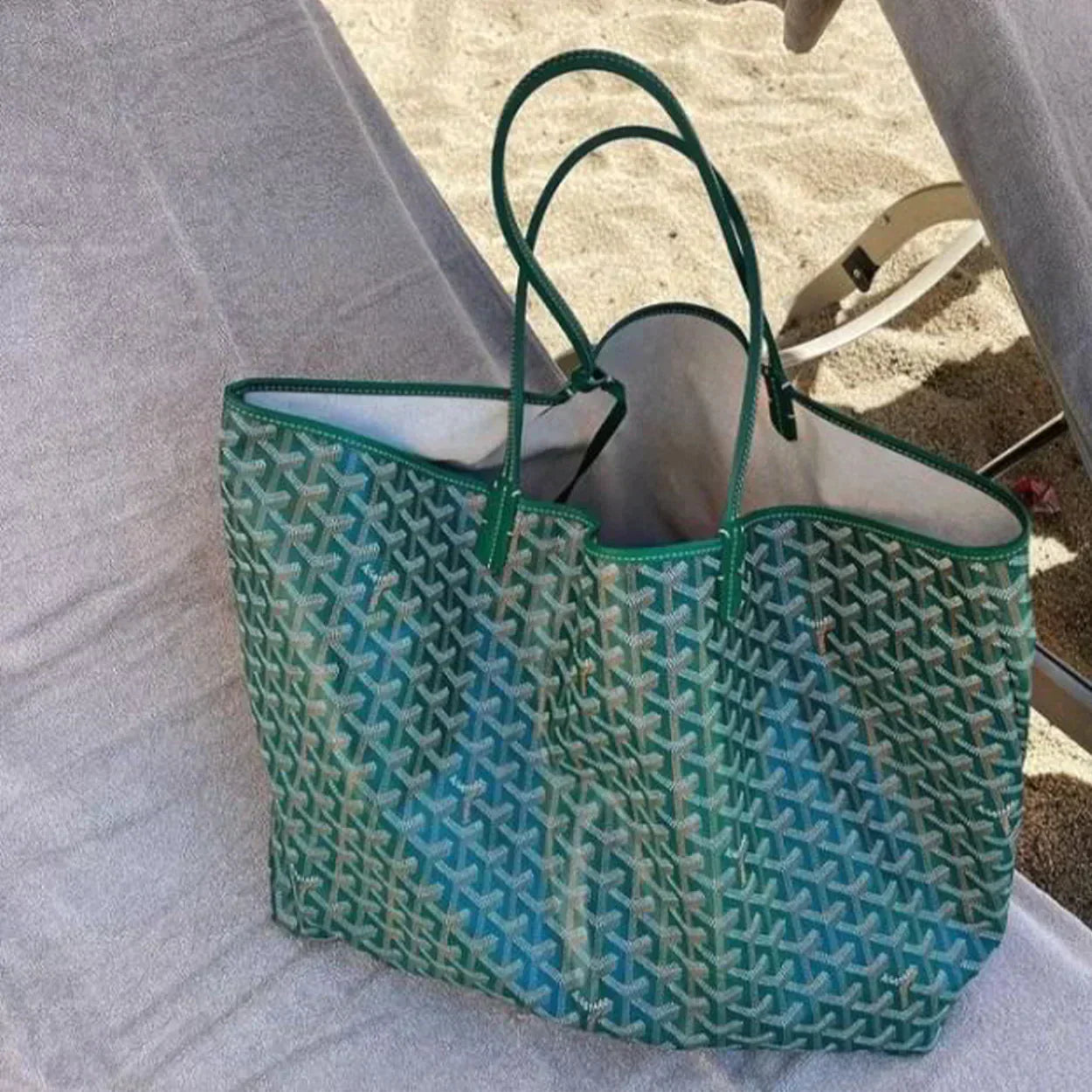 Borsa Shopper Lussuosa | Elegante e Spaziosa | Bordeaux