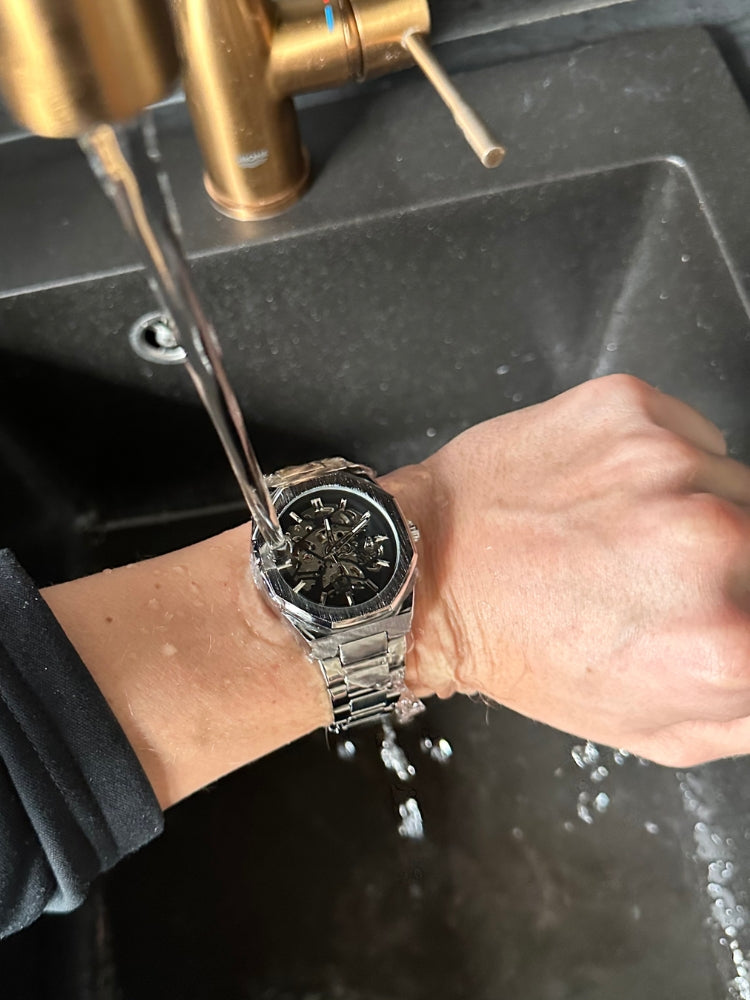 Orologio da Uomo Moderno ed Elegante | Stile e Senza Tempo