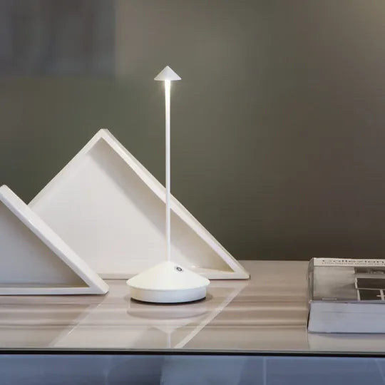Lampada da tavolo LED wireless moderna - Elegante e versatile