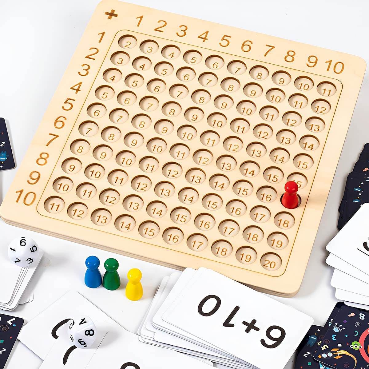 Gioco di Apprendimento con Tavola di Legno per Moltiplicazione 1–10 con Carte e Dadi