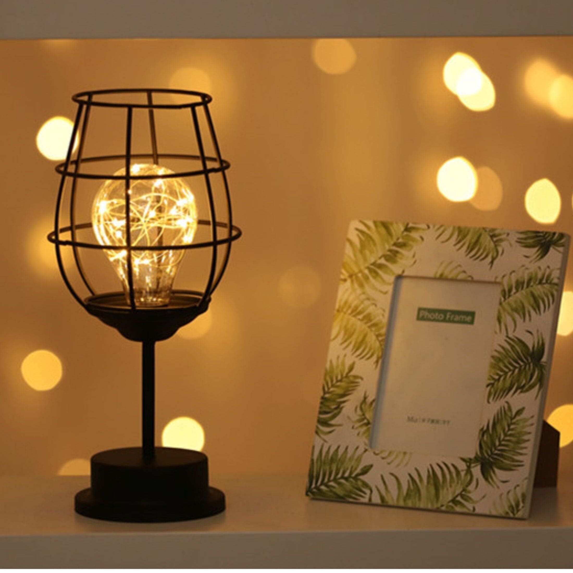 GlowPulse | Lampada da Tavolo Rustica | Design Industriale & Illuminazione Ambientale