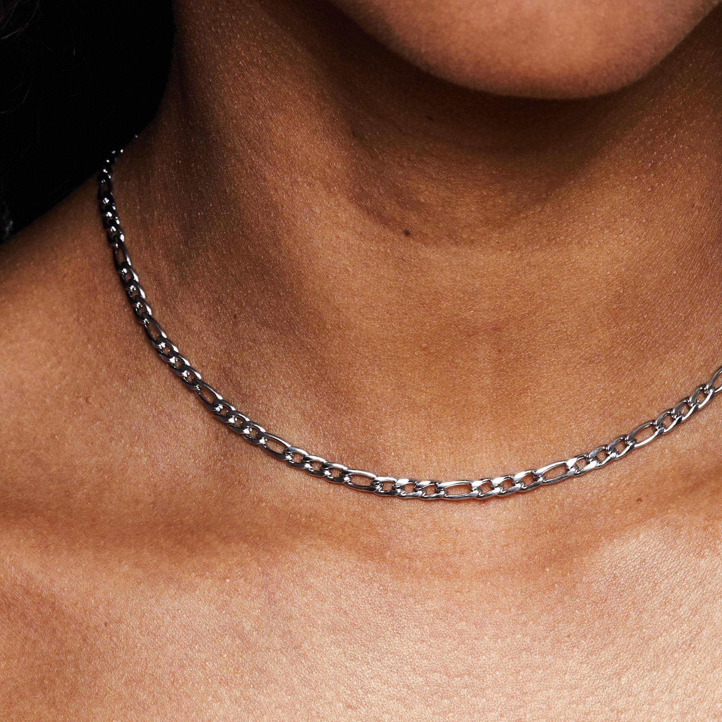 Collana Choker Minimalista Elegante – Lola